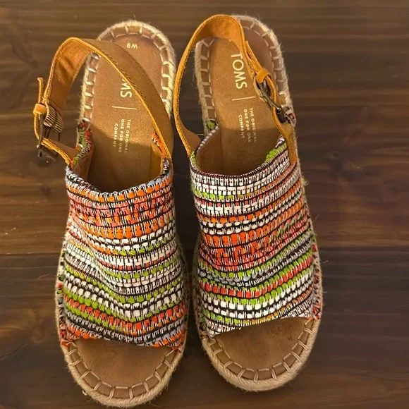 Toms Monica Espadrille Wedges - Picture 2 of 4